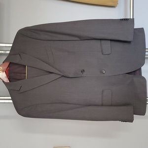 Men's Alfani suit (40 R) (Gray)